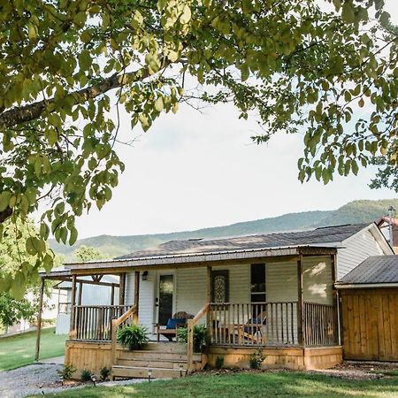 Moonlight Cottage - Your Romantic & Scenic Escape سيفيرفيل المظهر الخارجي الصورة