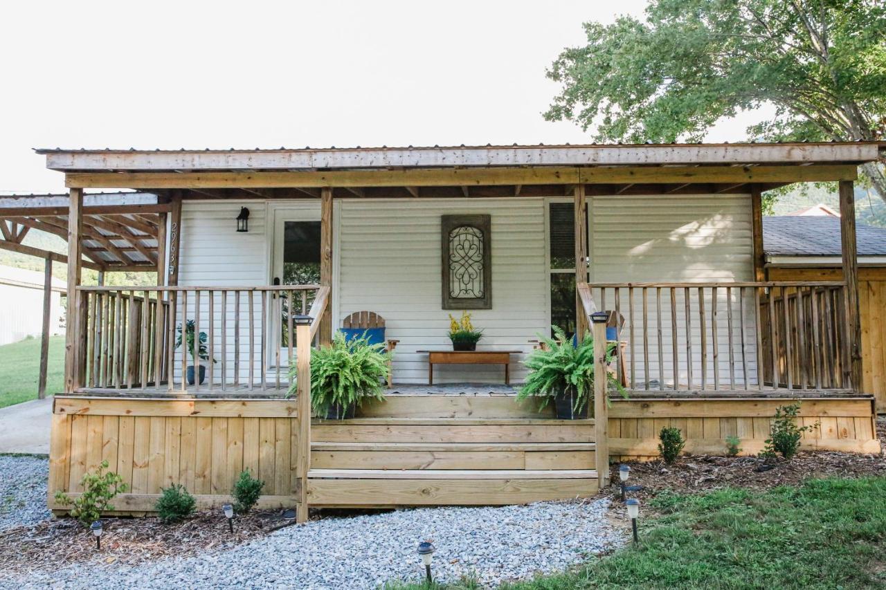 Moonlight Cottage - Your Romantic & Scenic Escape سيفيرفيل المظهر الخارجي الصورة